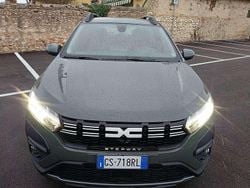 Verde Usata 2024 Dacia Sandero Stepway Tre volumi | 15.000 € (Buon prezzo)