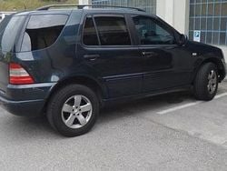 Usata 2000 Mercedes ML320 SUV | 4900 € (Ottimo prezzo)