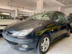 Nero Usata 2004 Peugeot 206 Due volumi | 1200 € (Buon prezzo)