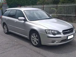 Argento metallizzato Usata 2005 Subaru Legacy Station wagon | 1200 €