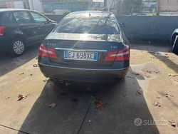 Usata 2011 Mercedes E250 Coupé | 8990 €