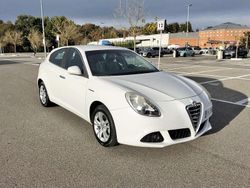 Bianco Usata 2012 Alfa Romeo Giulietta Distinctive Due volumi | 6900 € (Buon prezzo)