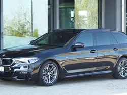 Saphirschwarz Usata 2020 BMW 520 M Sport Station wagon | 28.950 € (Ottimo prezzo)