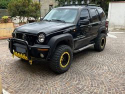 Usata 2003 Jeep Cherokee Sport SUV | 6500 € (Buon prezzo)