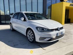 Bianco Usata 2018 VW Golf VII Highline Tre volumi | 15.500 € (Buon prezzo)