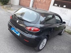 Nero Usata 2003 Alfa Romeo 147 Due volumi | 1200 € (Buon prezzo)