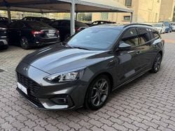 Grigio / metallizzato Usata 2019 Ford Focus ST-Line Station wagon | 14.900 € (Buon prezzo)