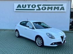 Bianco Usata 2016 Alfa Romeo Giulietta Super Tre volumi | 11.800 € (Buon prezzo)