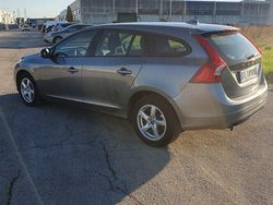 Antracite Usata 2017 Volvo V60 Business Edition Station wagon | 13.500 € (Buon prezzo)