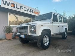 Bianco Usata 2011 Land Rover Defender SUV | 38.000 € (Molto cara)