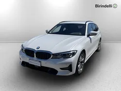Minerl white metallizzato Usata 2021 BMW 320 Sport Line Station wagon | 31.500 € (Buon prezzo)