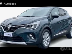Blu/azzurro Usata 2022 Renault Captur Intens SUV | 19.390 € (Buon prezzo)