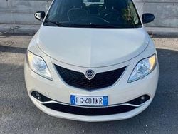 Usata 2017 Lancia Ypsilon S Due volumi | 7499 € (Buon prezzo)