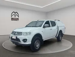 Bianco Usata 2016 Mitsubishi L200 Invite Pick-up | 22.000 € (Molto cara)