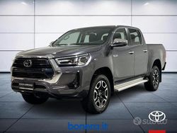 Gray Usata 2025 Toyota HiLux Executive Pick-up | 44.900 € (Molto cara)