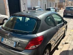 Grigio Usata 2012 Peugeot 207 Due volumi | 3700 € (Buon prezzo)