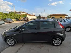 Usata 2007 Fiat Grande Punto Due volumi | 2999 € (Buon prezzo)