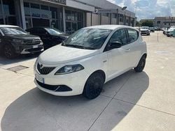 Bianco Usata 2022 Lancia Ypsilon Silver Due volumi | 10.950 € (Buon prezzo)