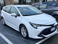 Bianco Usata 2020 Toyota Corolla Active Station wagon | 19.300 € (Buon prezzo)