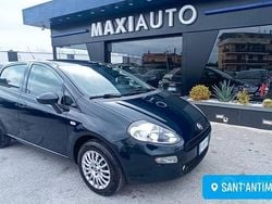 Blu Usata 2016 Fiat Punto Tre volumi | 5800 € (Buon prezzo)