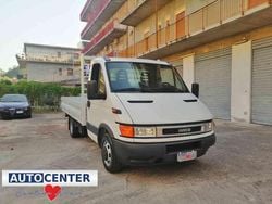Bianco Usata 2004 Iveco Daily | 14.900 €
