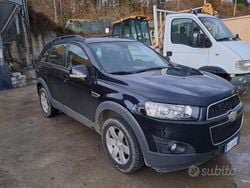 Nero Usata 2010 Chevrolet Captiva SUV | 8500 € (Molto cara)