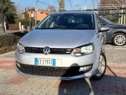 Grigio Usata 2012 VW Polo Trendline Tre volumi | 6990 € (Buon prezzo)