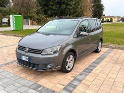 Grigio Usata 2013 VW Touran Highline Monovolume | 5800 € (Ottimo prezzo)