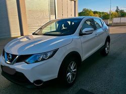 Bianco Usata 2015 Nissan Qashqai SUV | 11.200 € (Buon prezzo)