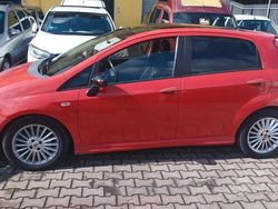 Usata 2007 Fiat Grande Punto Due volumi | 1950 € (Buon prezzo)