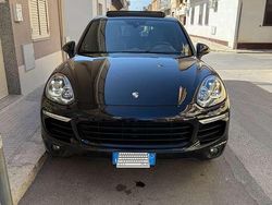 Usata 2015 Porsche Cayenne SUV | 23.500 € (Buon prezzo)