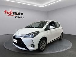 Bianco Usata 2017 Toyota Yaris Hybrid Active Due volumi | 10.400 € (Ottimo prezzo)