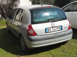 Beige Usata 2001 Renault Clio II Expression Tre volumi | 850 € (Super prezzo)