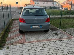 Usata 2006 Peugeot 307 Tre volumi | 2500 €