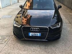 Usata 2015 Audi A3 Sportback Ambiente Due volumi | 14.900 € (Buon prezzo)