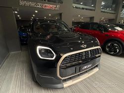 Nero Nuova 2025 Mini Countryman Favoured SUV | 39.890 € (Buon prezzo)