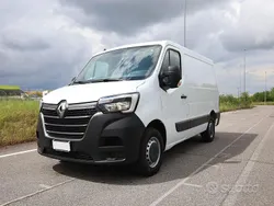 Bianco Usata 2022 Renault Master T28 Monovolume | 21.900 € (Cara)