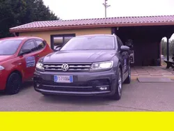 Grigio delfino Usata 2019 VW Tiguan R-line SUV | 20.000 € (Buon prezzo)
