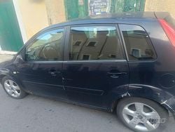 Blu Usata 2007 Ford Fiesta Tre volumi | 1000 € (Super prezzo)
