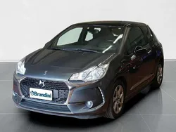 Grigio scuro met, Usata 2017 DS Automobiles DS3 So Chic SUV | 10.600 € (Buon prezzo)