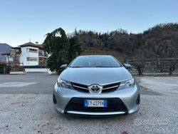 Grigio Usata 2015 Toyota Auris Touring Sports Active Station wagon | 6900 € (Super prezzo)