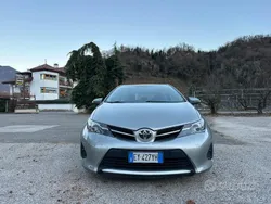 Grigio Usata 2015 Toyota Auris Touring Sports Active Station wagon | 6900 € (Buon prezzo)