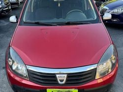 Rosso Usata 2011 Dacia Sandero Stepway Due volumi | 3999 € (Ottimo prezzo)