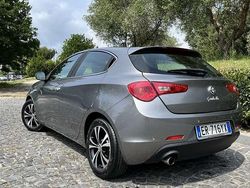 Usata 2013 Alfa Romeo Giulietta Distinctive Due volumi | 6000 € (Buon prezzo)