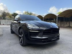 Usata 2022 Porsche Macan SUV | 66.990 € (Cara)