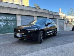 Nero Usata 2022 Volvo XC60 R-Design SUV | 33.999 € (Buon prezzo)