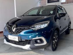 Blu/azzurro Usata 2019 Renault Captur Intens SUV | 13.400 € (Buon prezzo)