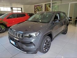 Grigio Usata 2024 Jeep Compass Altitude SUV | 29.700 € (Buon prezzo)