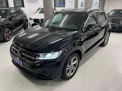 Nero metallizzato Usata 2023 VW T-Roc R-line SUV | 26.500 € (Buon prezzo)