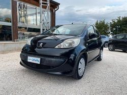 Nero Usata 2006 Peugeot 107 Due volumi | 2990 € (Buon prezzo)